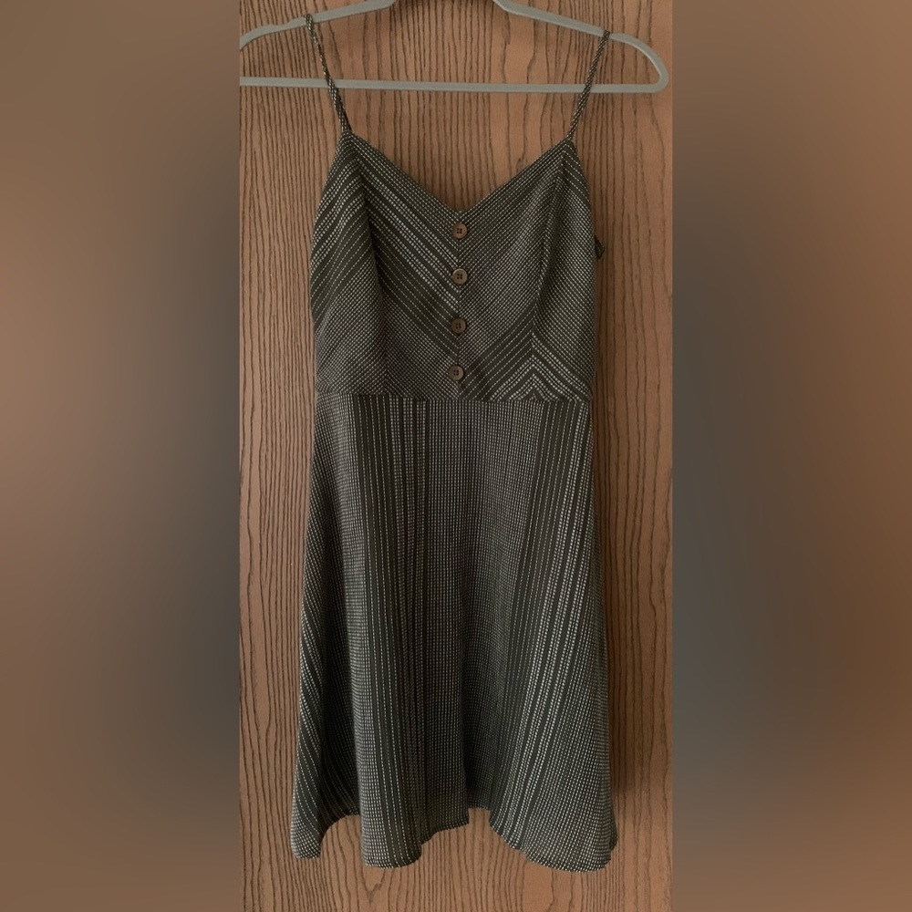 Francesca’s Size Small Olive Front Button Down Flare Dress